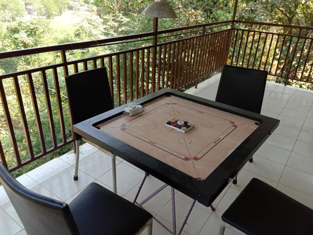 Gokul Cottage & Villa Revadanda Ngoại thất bức ảnh